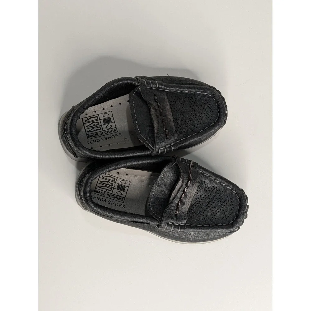 Tenda Toddler Black Loafer Moccasins Perforated Slip On Shoes Size 5.5